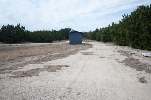 1000 County Rd 201, Liberty Hill, TX 78642