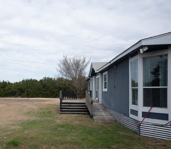 1000 County Rd 201, Liberty Hill, TX 78642