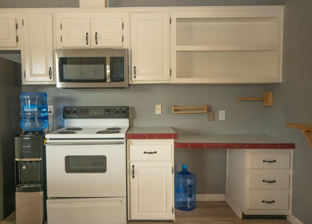 1000 County Rd 201, Liberty Hill, TX 78642