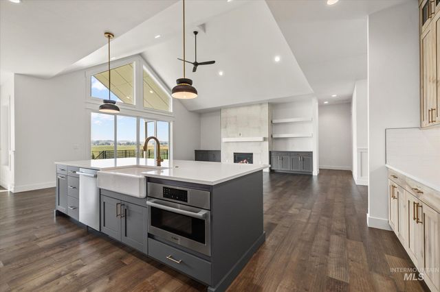 7319 E Red Kite St, Nampa, ID 83686