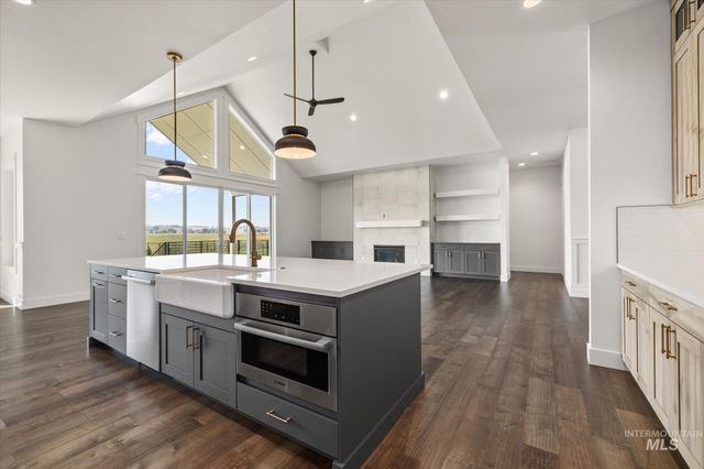7319 E Red Kite St, Nampa, ID 83686