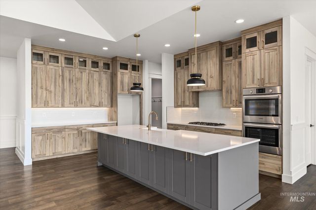 7319 E Red Kite St, Nampa, ID 83686