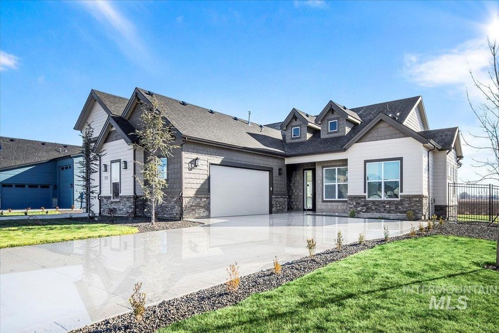 7319 E Red Kite St, Nampa, ID 83686