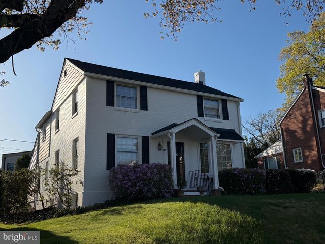 4 MYRTLE AVE, Havertown, PA 19083