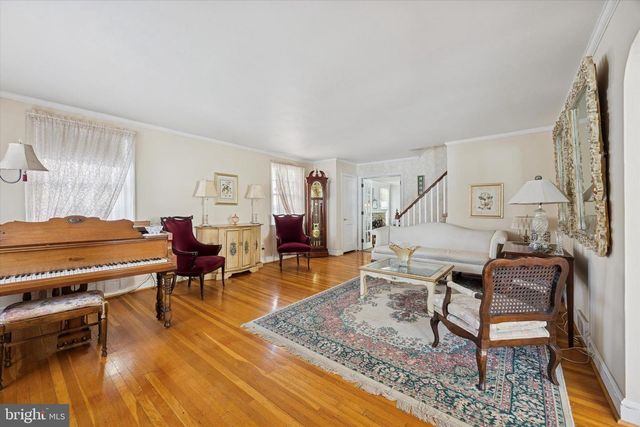 4 MYRTLE AVE, Havertown, PA 19083