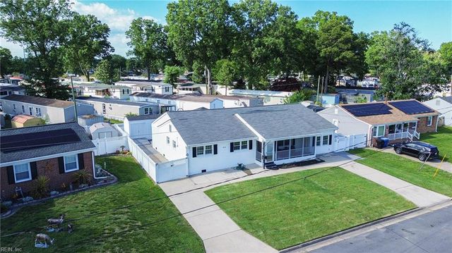 4976 Blackfoot CRES, Virginia Beach, VA 23462