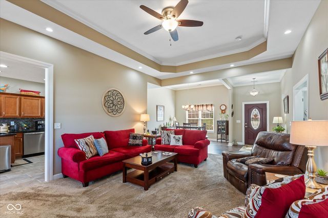 4910 E Daisy Lane, Mooresville, IN 46158