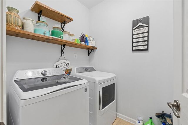 2305 English Ivy Court SE 23, Atlanta, GA 30339