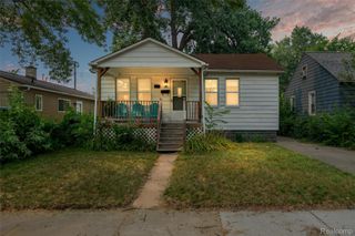 516 Orchard Avenue, Hazel Park, MI 48030