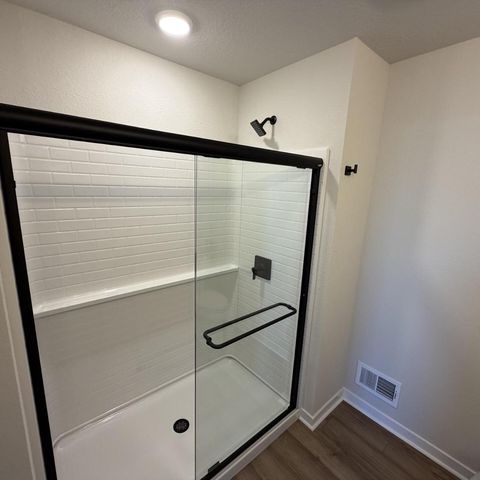 N101W17188 Tanglewood DRIVE, Germantown, WI 53022