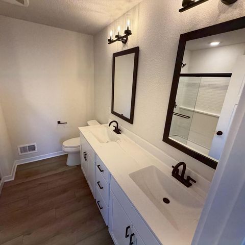 N101W17188 Tanglewood DRIVE, Germantown, WI 53022