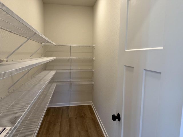 N101W17188 Tanglewood DRIVE, Germantown, WI 53022