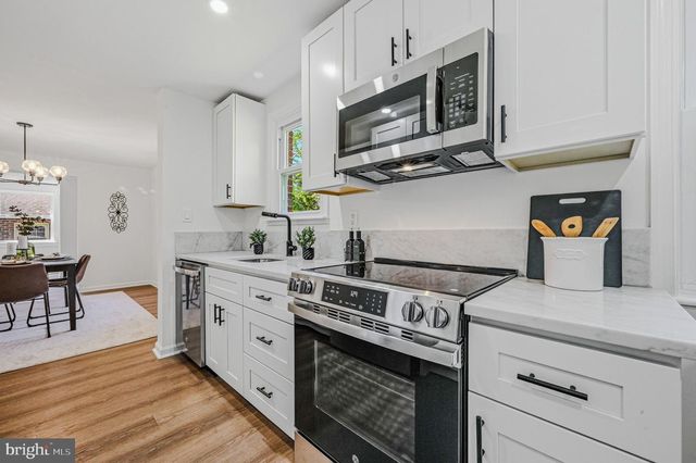 203 WELLINGTON RD, Wilmington, DE 19803