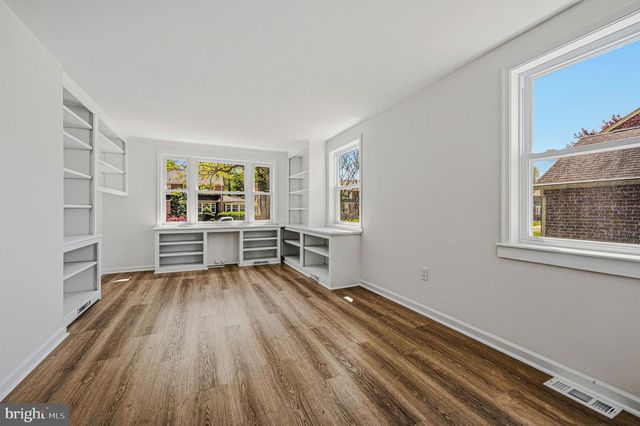 203 WELLINGTON RD, Wilmington, DE 19803