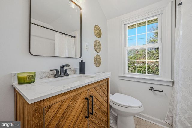 203 WELLINGTON RD, Wilmington, DE 19803