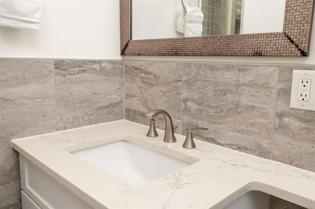 3155 GULF OF MEXICO DRIVE 257, Longboat Key, FL 34228