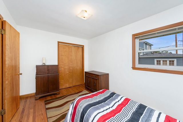 19 W Adams Street, Villa Park, IL 60181