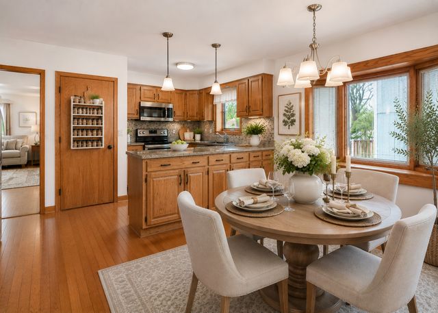 19 W Adams Street, Villa Park, IL 60181