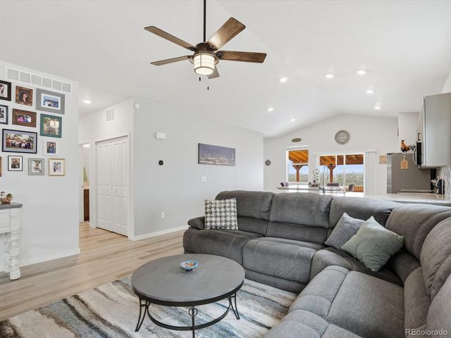 1214 Coyote Lane, Wiggins, CO 80654