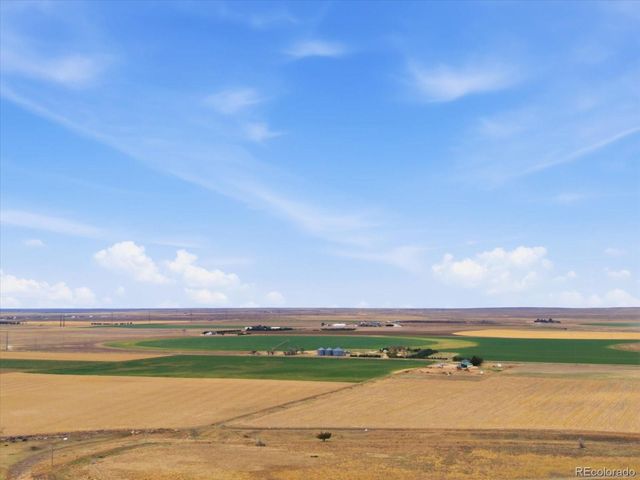 1214 Coyote Lane, Wiggins, CO 80654