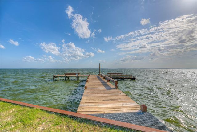 445 Carolcrest Lane 422, Livingston, TX 77351