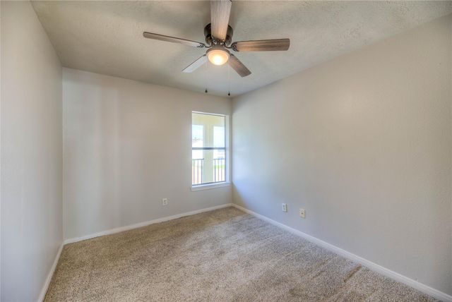 445 Carolcrest Lane 422, Livingston, TX 77351