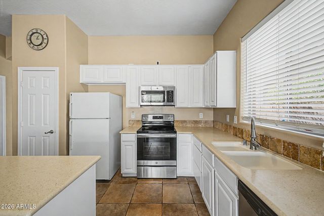 32553 N Hidden Canyon Drive, Queen Creek, AZ 85144