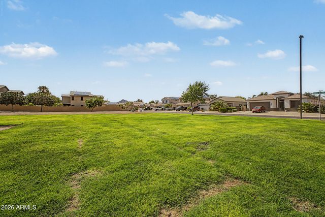 32553 N Hidden Canyon Drive, Queen Creek, AZ 85144