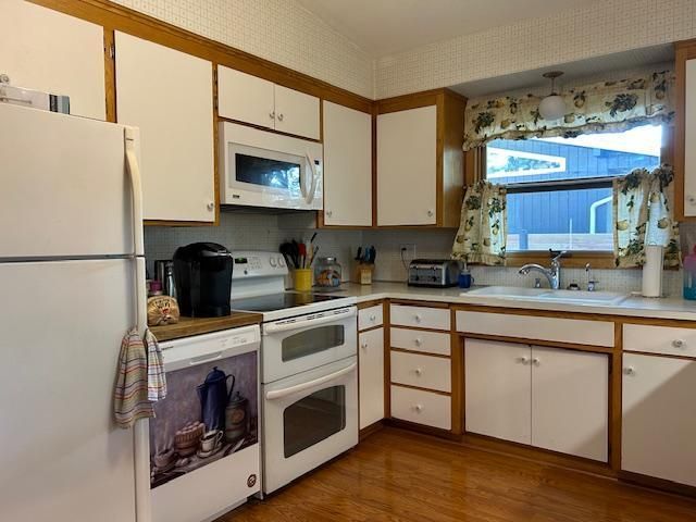 3212 33rd Avenue NE, Saint Anthony, MN 55418