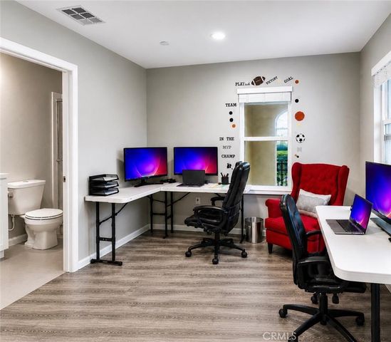 120 S Pacific Ave 34, Santa Ana, CA 92703