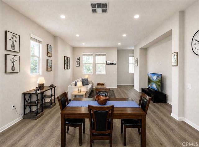120 S Pacific Ave 34, Santa Ana, CA 92703
