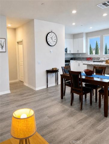 120 S Pacific Ave 34, Santa Ana, CA 92703