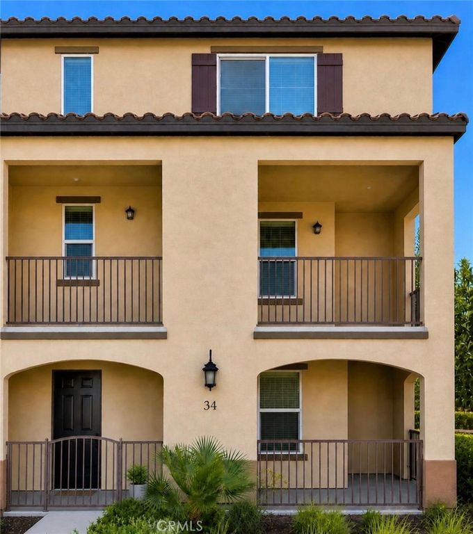120 S Pacific Ave 34, Santa Ana, CA 92703