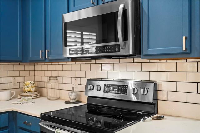 12507 BAY BRANCH COURT, Tampa, FL 33635