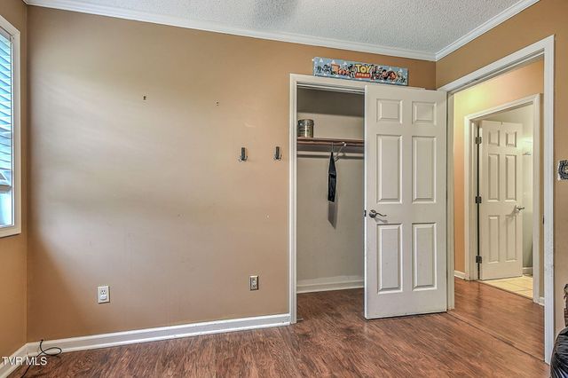 320 Harr Drive, Bluff City, TN 37618