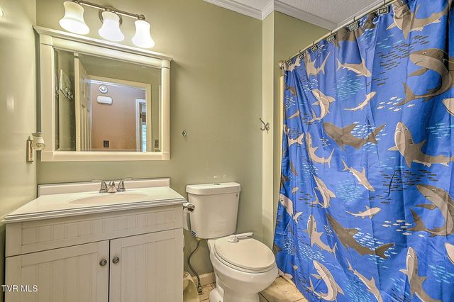320 Harr Drive, Bluff City, TN 37618