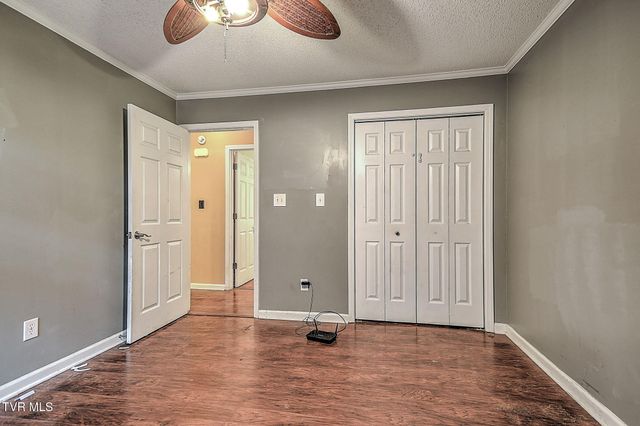 320 Harr Drive, Bluff City, TN 37618