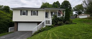 320 Harr Drive, Bluff City, TN 37618