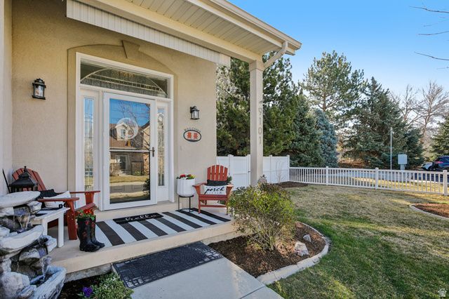 9101 S ENCHANTED OAK LN, Sandy, UT 84094