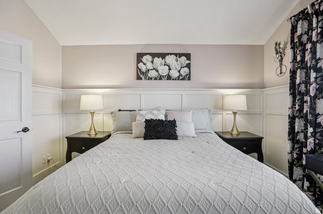 9101 S ENCHANTED OAK LN, Sandy, UT 84094