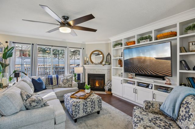 9101 S ENCHANTED OAK LN, Sandy, UT 84094