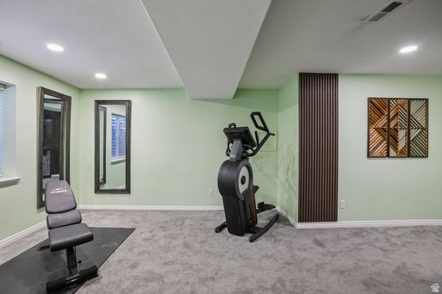 9101 S ENCHANTED OAK LN, Sandy, UT 84094