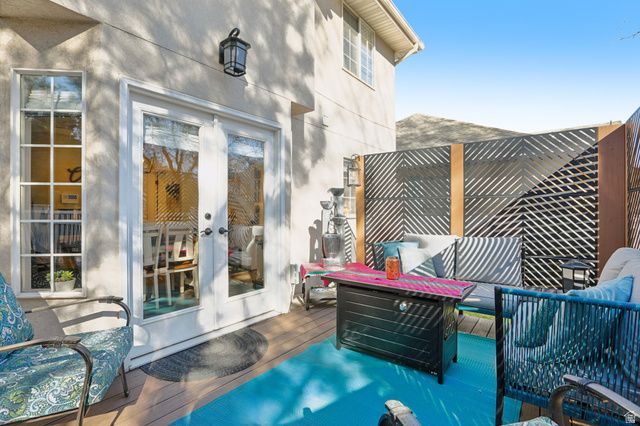 9101 S ENCHANTED OAK LN, Sandy, UT 84094