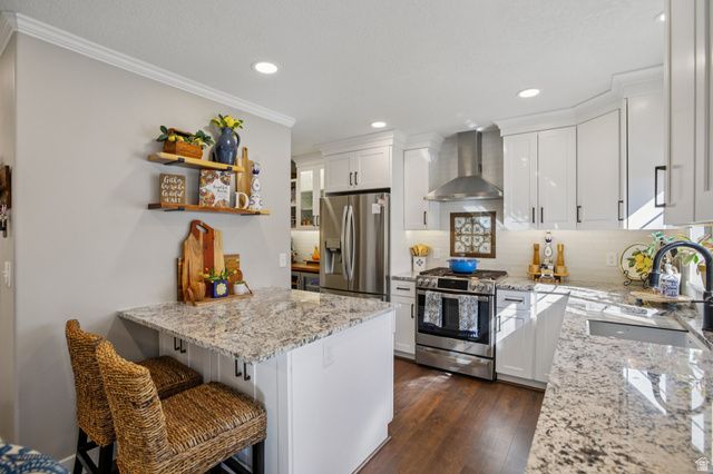 9101 S ENCHANTED OAK LN, Sandy, UT 84094