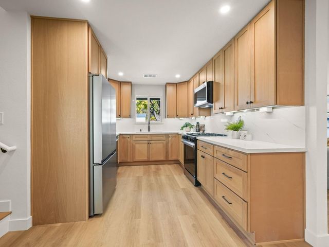 181 Park Hill Drive, Milpitas, CA 95035