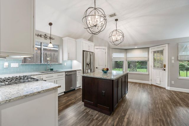 4839 Aspen Drive, Pasadena, TX 77505