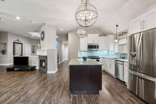 4839 Aspen Drive, Pasadena, TX 77505