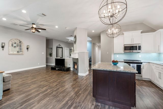 4839 Aspen Drive, Pasadena, TX 77505