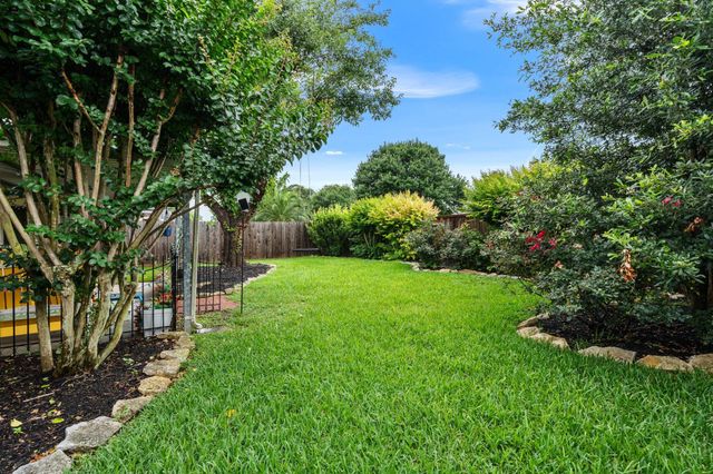 4839 Aspen Drive, Pasadena, TX 77505