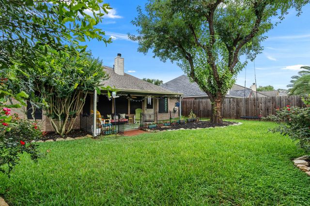 4839 Aspen Drive, Pasadena, TX 77505